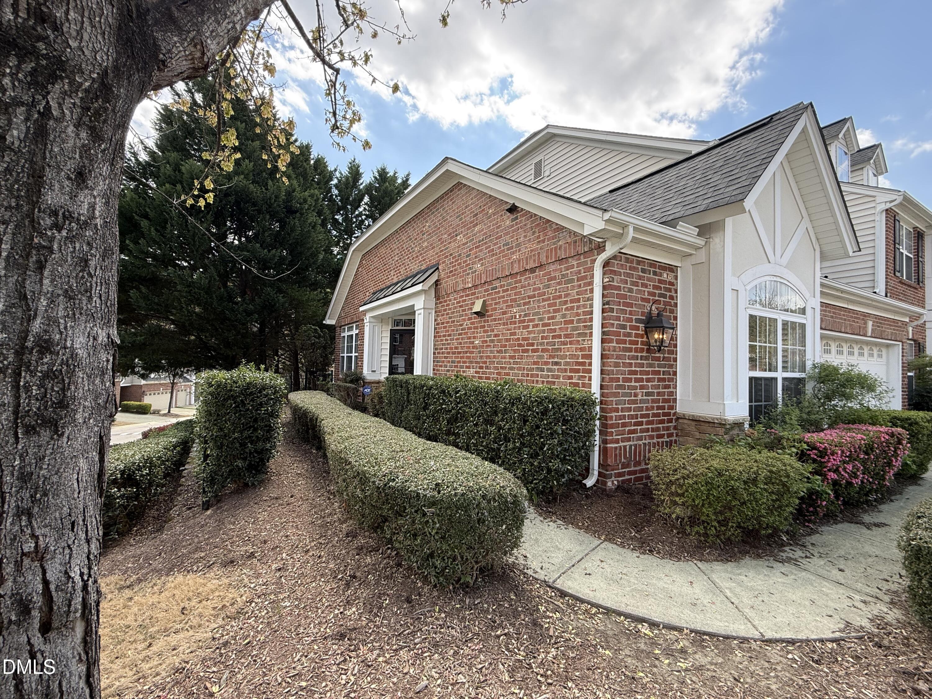 13101 Ashford Park Drive Raleigh, NC 27613 - Photo 2 of 29 IMG_2200