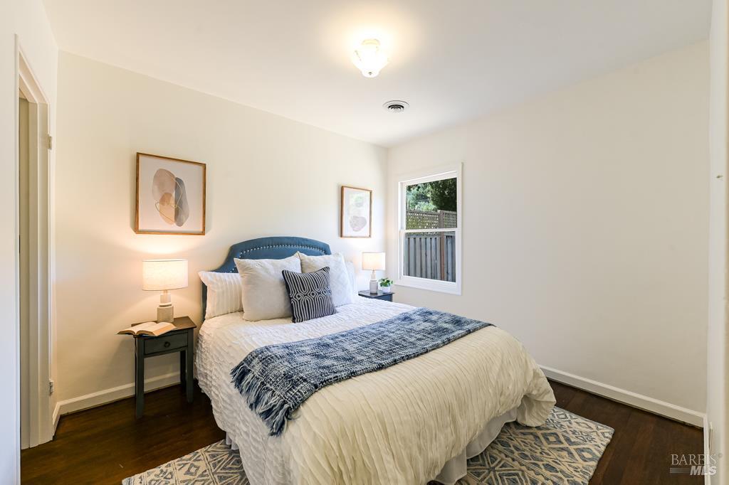 36 Meadow Avenue San Rafael, CA 94901 - Photo 10 of 17