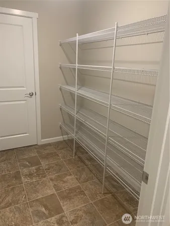 $3,750 | 601 Deusen Lane North, Enumclaw, WA 98022