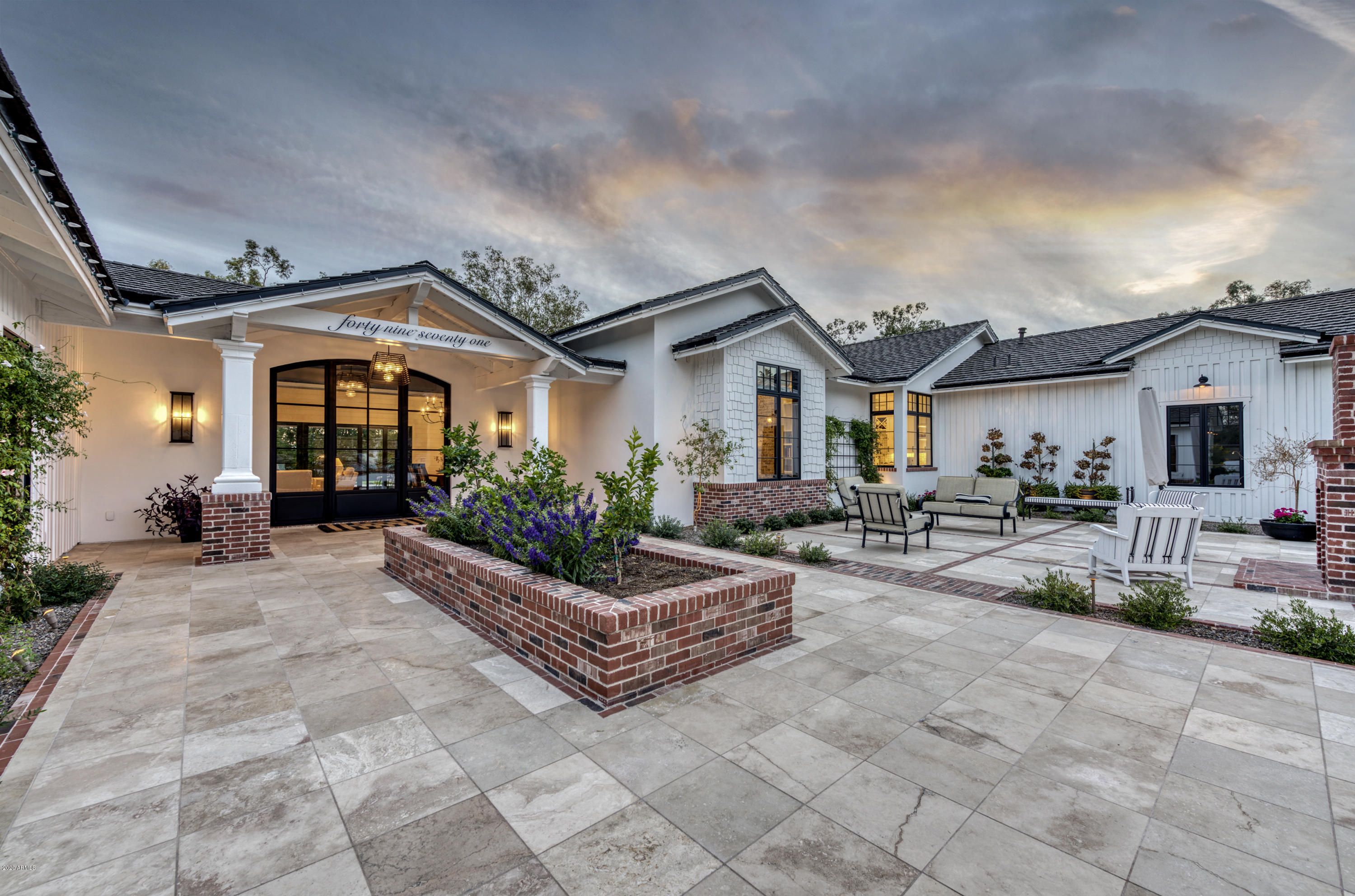 4971 East Palomino Road Phoenix, AZ 85018 - Photo 12 of 82 Courtyard