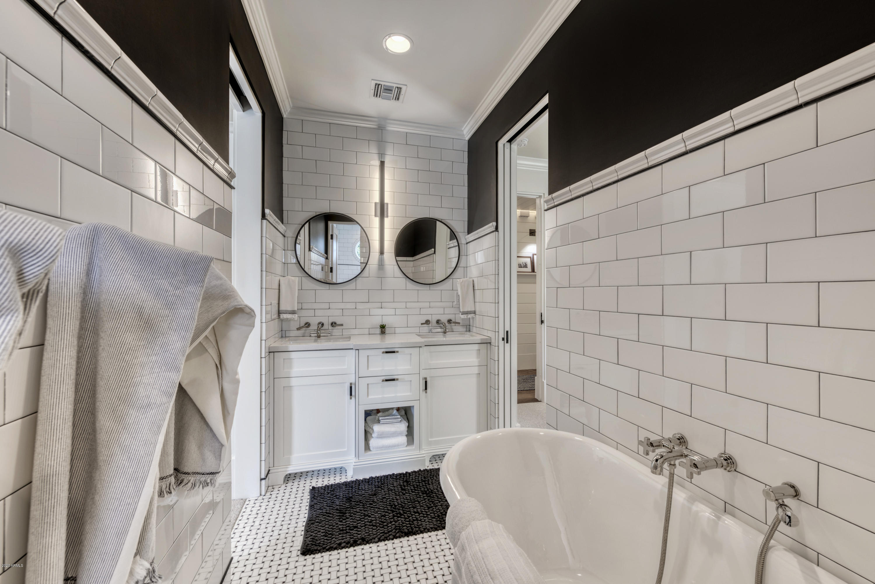 4971 East Palomino Road Phoenix, AZ 85018 - Photo 57 of 82 Jack and Jill Bathroom