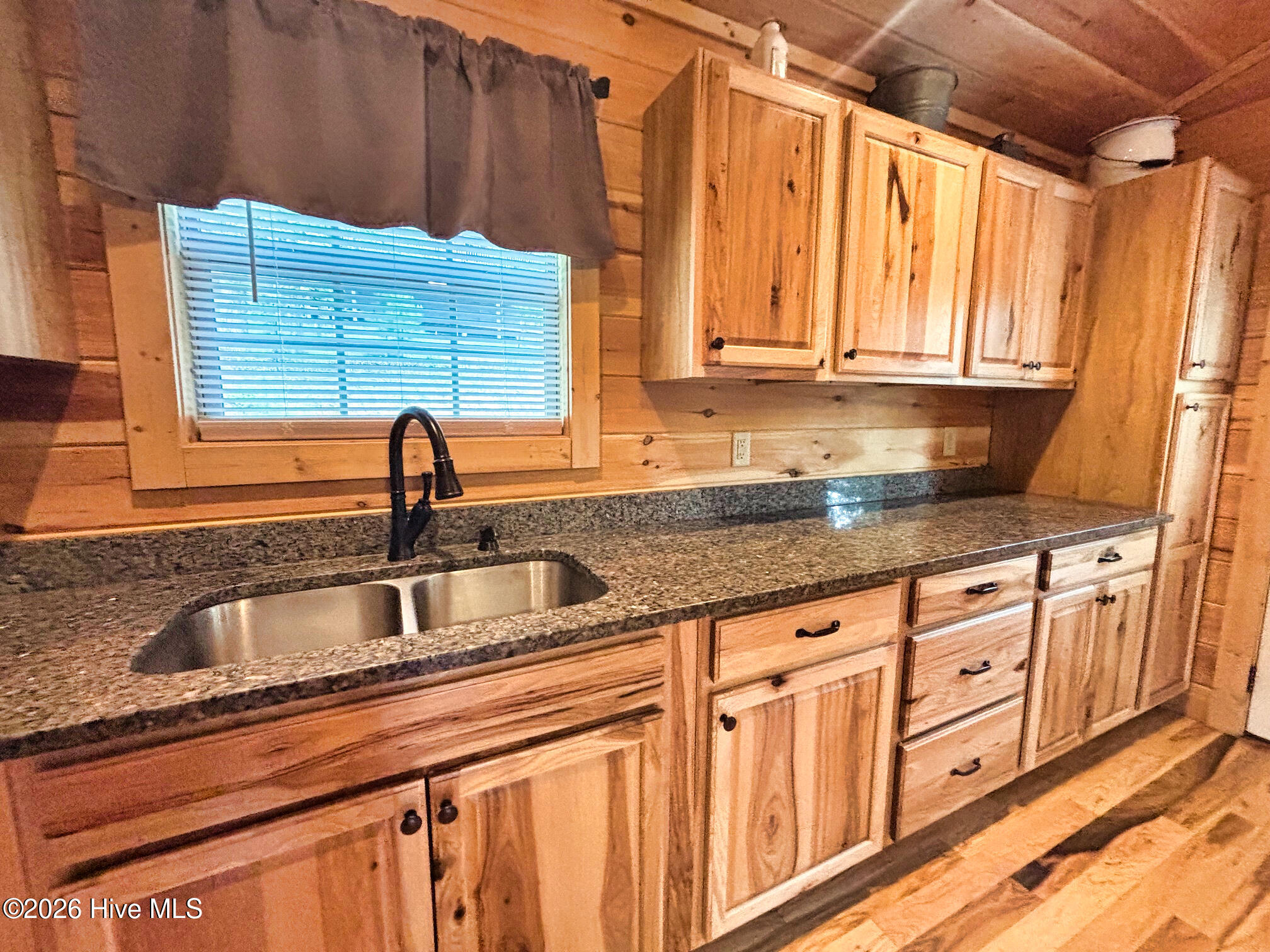 325 Dawsons Lane Murphy, NC 28906 - Photo 8 of 33
