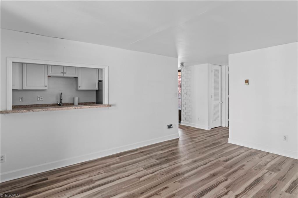 1739 South Hawthorne Road Winston-Salem, NC 27103 - Photo 7 of 17