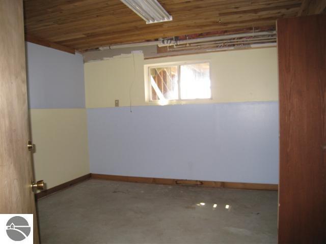 10850 Fowler Road Honor, MI 49640 - Photo 13 of 15 1696060-12.JPG