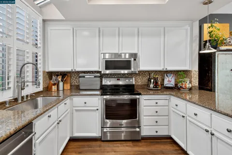 $1,099,000 | 6206 Lakeview Circle, San Ramon, CA 94582