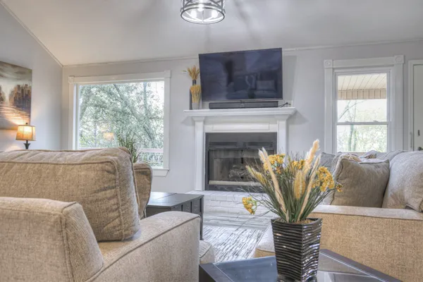 $3,200 | 204 Hogan Lane, Columbia, TN 38401