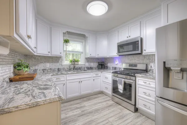 $3,200 | 204 Hogan Lane, Columbia, TN 38401