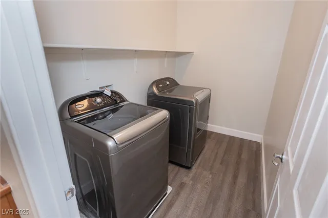 $2,800 | 971 Huntington Cove Parkway, Las Vegas, NV 89178