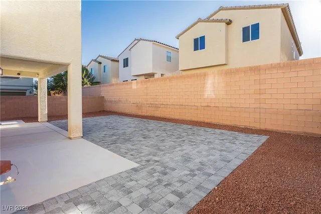 $2,800 | 971 Huntington Cove Parkway, Las Vegas, NV 89178