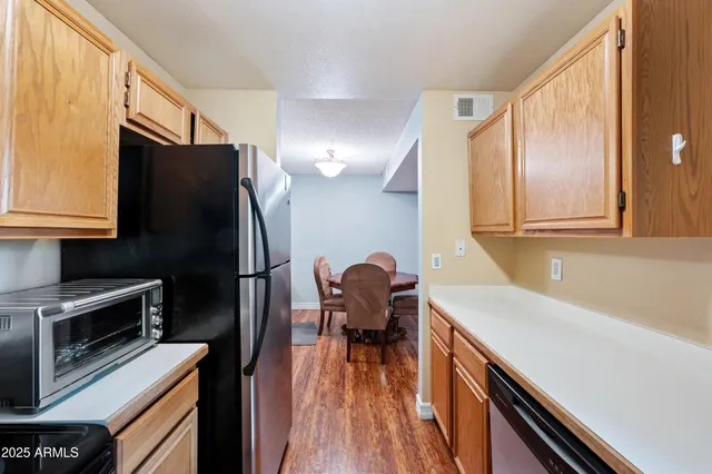 $212,000 | 5518 East Lindstrom Lane, Unit 1011, Mesa, AZ 85215