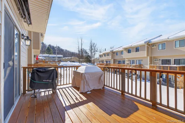 $354,900 | 5307 Chelsea Cove North, Hopewell Junction, NY 12533