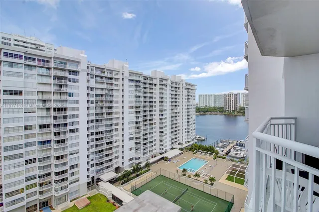 $1,850 | 18031 Biscayne Boulevard, Unit 1601, Aventura, FL 33160