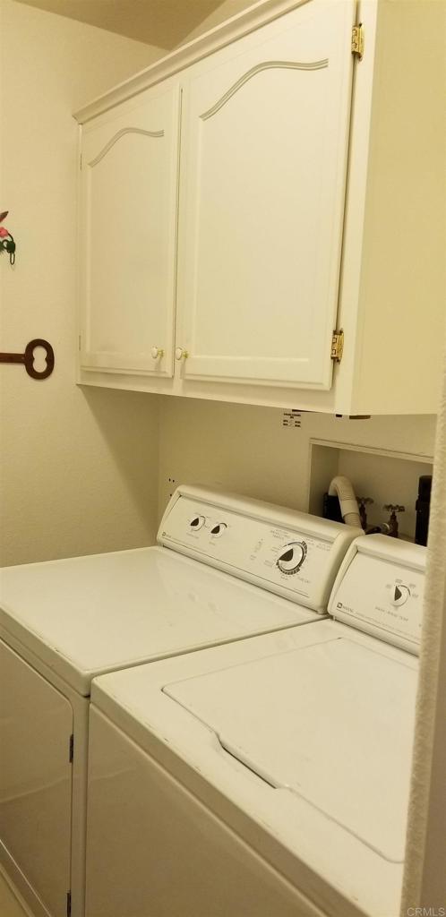 165 Roadrunner Lane Oceanside, CA 92057 - Photo 9 of 20 a utility room with dryer and washer