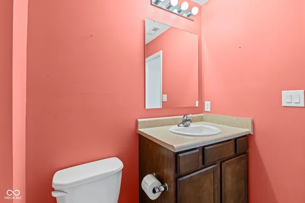 $230,000 | 6520 Emerald Ridge Court, Indianapolis, IN 46221