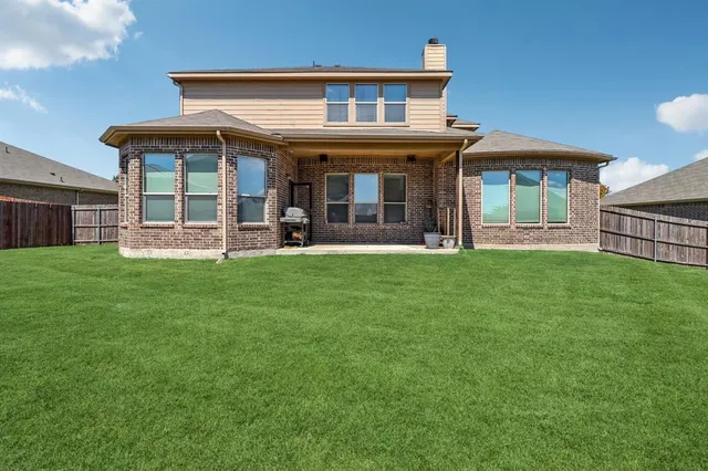 a view of room with cabinet and mirror