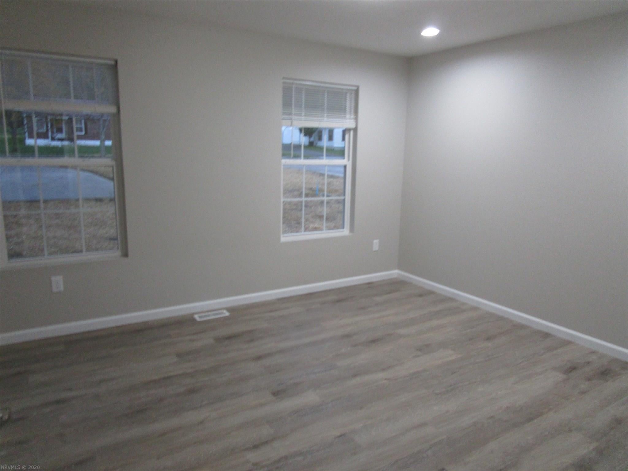 611 Rock Road West Radford, VA 24141 - Photo 16 of 37 Gallery Image 16