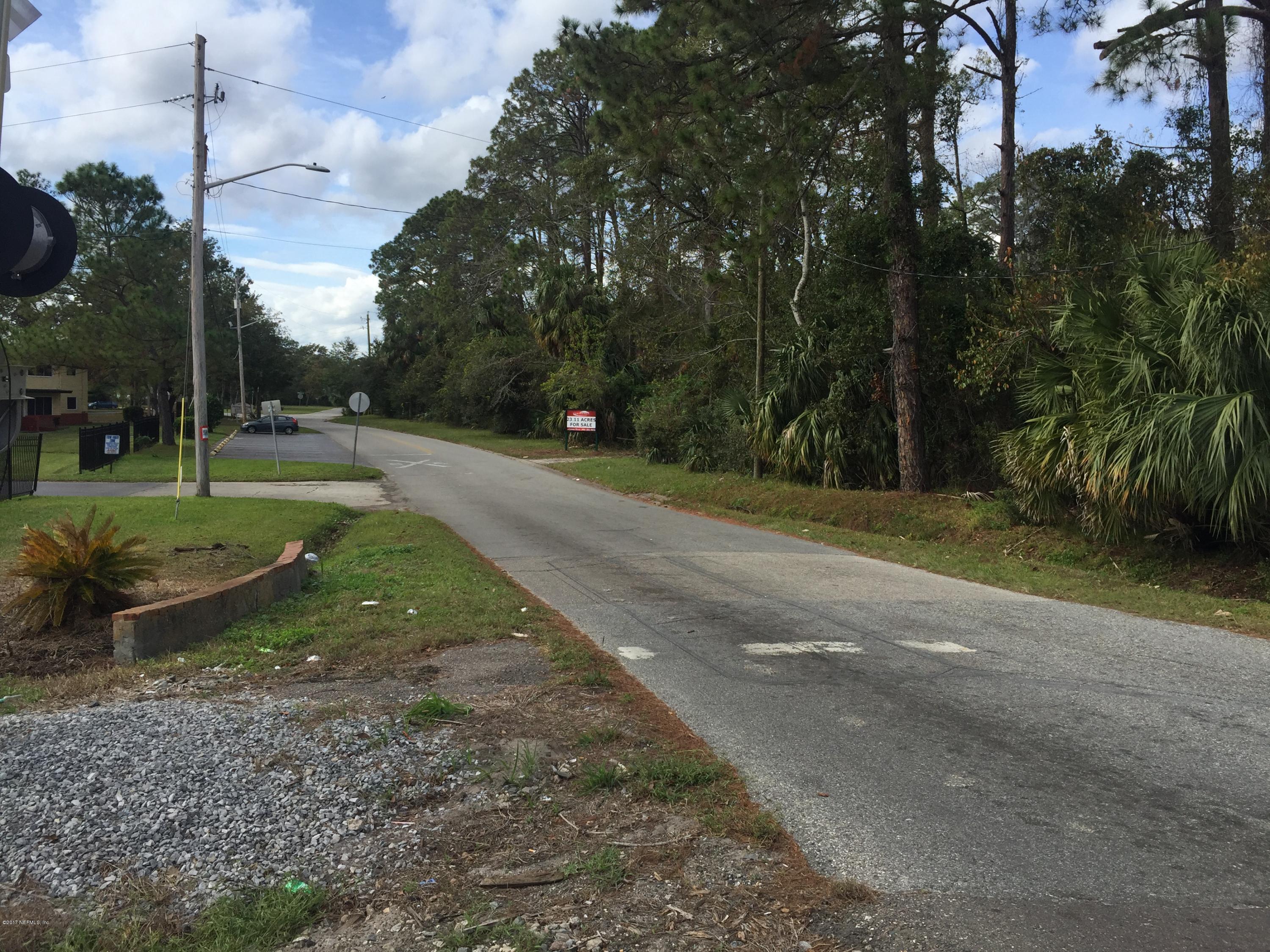 4527 Fennell Road Jacksonville, FL 32244 - Photo 3 of 38 a view of a park