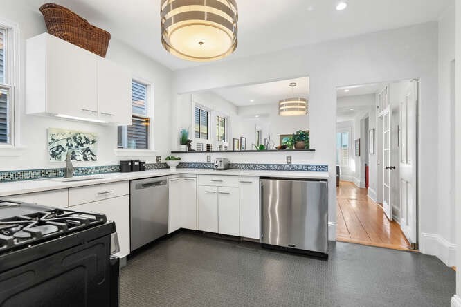 42 Roberts Road, Unit 1 Cambridge, MA 02138 - Photo 16 of 36 Gallery Image 16