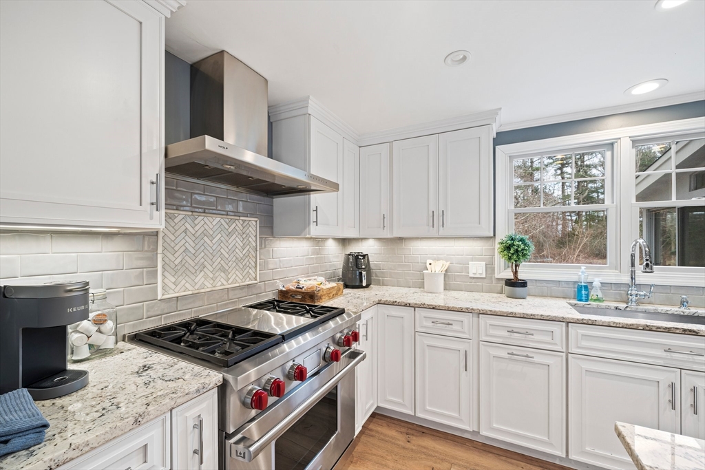 121 Tilden Road Marshfield, MA 02050 - Photo 4 of 42 Gallery Image 4