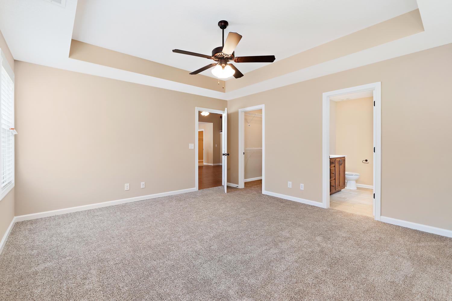 158 Rossview Road Clarksville, TN 37043 - Photo 8 of 20 Gallery Image 8