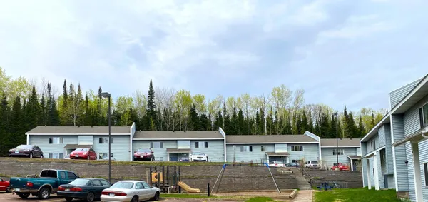 $1,511 | 801 West 5th Street, Unit A12, Grand Marais, MN 55604