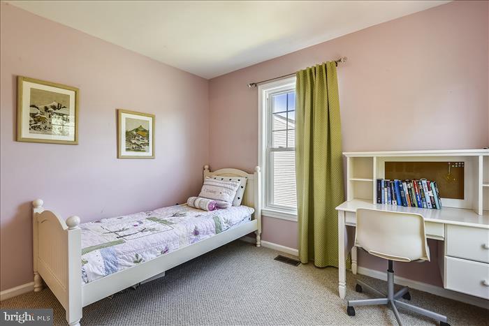 13805 Ranch Place North Potomac, MD 20878 - Photo 20 of 33 3rd BR.