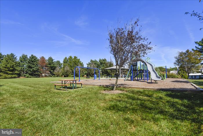 13805 Ranch Place North Potomac, MD 20878 - Photo 31 of 33 Play ground just near.....