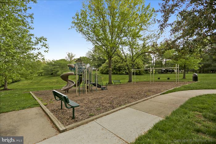 13805 Ranch Place North Potomac, MD 20878 - Photo 33 of 33 Play ground as park