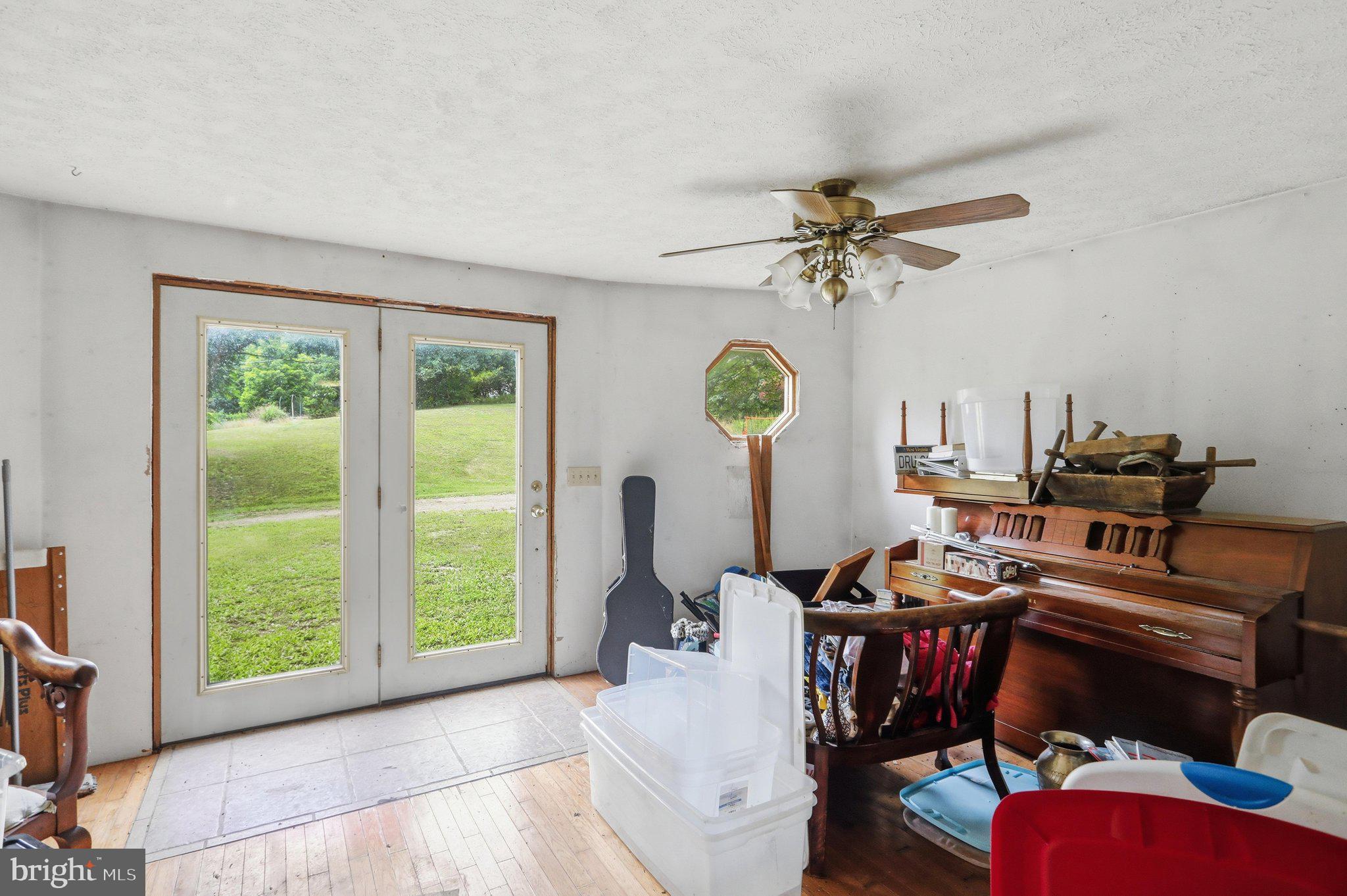 238 Landis Lane Green Spring, WV 26722 - Photo 33 of 40