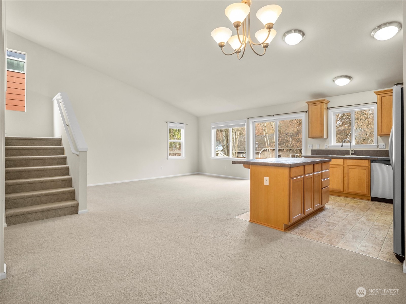 4445 Roxanna Loop Southeast Lacey, WA 98503 - Photo 11 of 28 Gallery Image 11