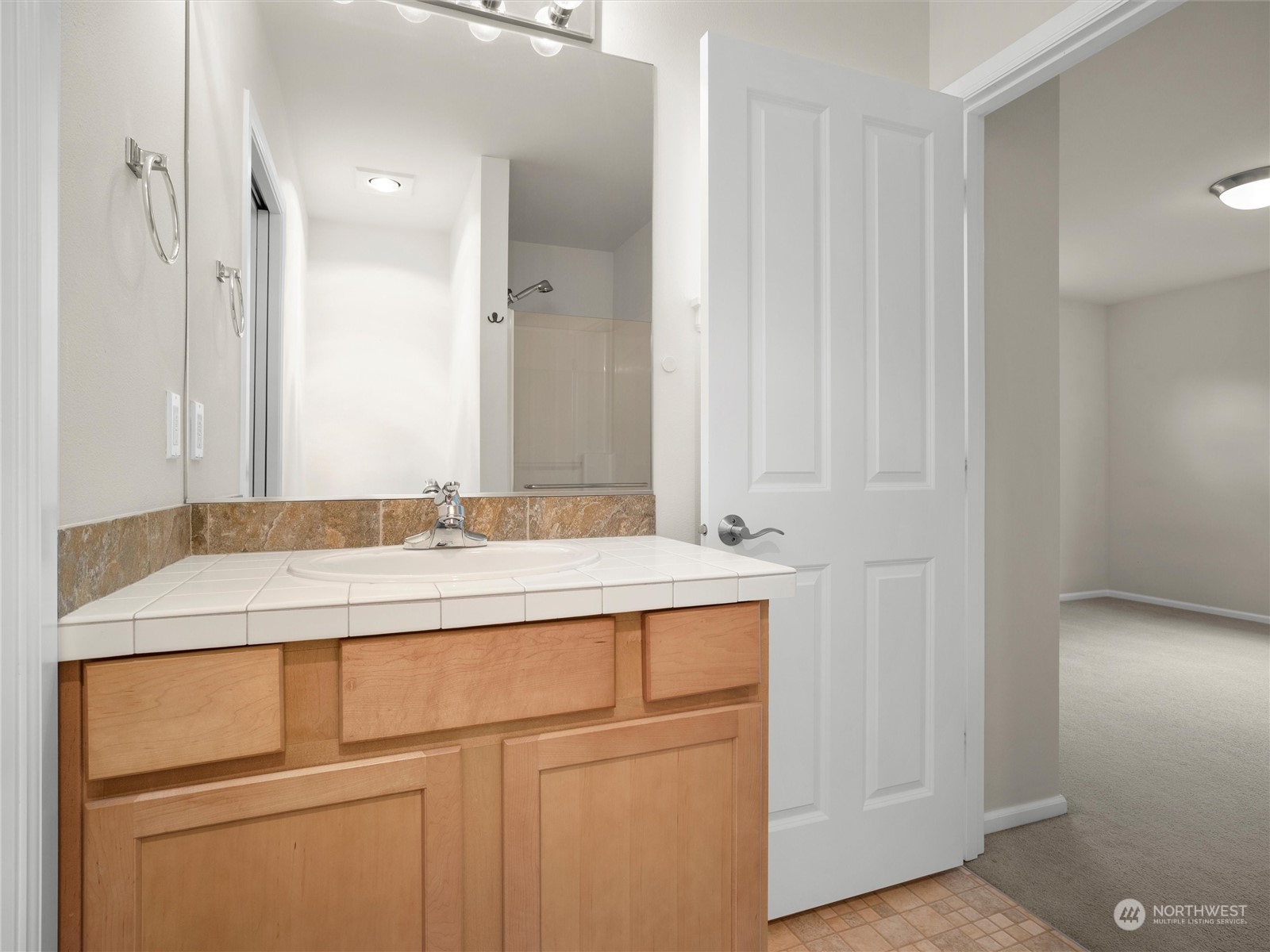 4445 Roxanna Loop Southeast Lacey, WA 98503 - Photo 20 of 28 Gallery Image 20