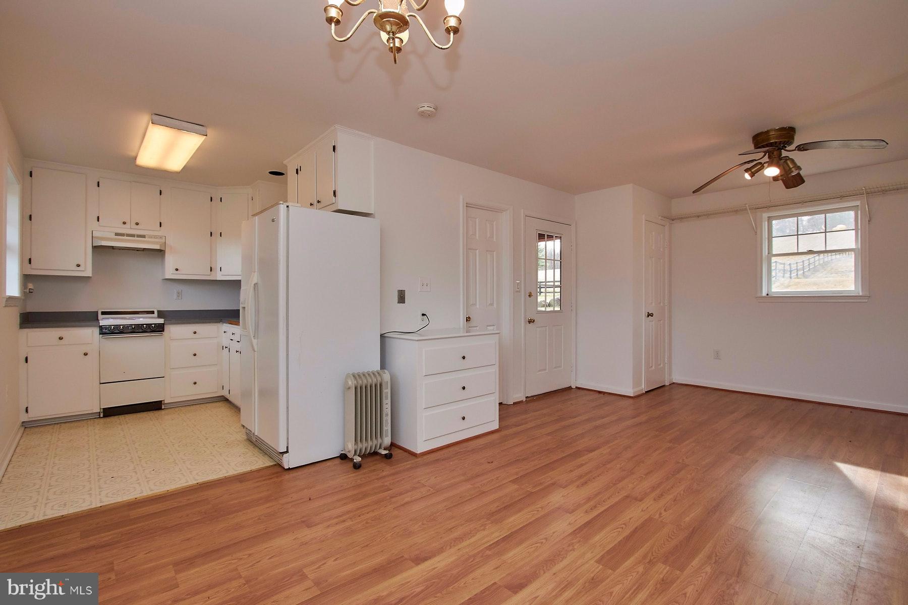 39385 Lime Kiln Road Leesburg, VA 20175 - Photo 19 of 30 Efficiency Suite