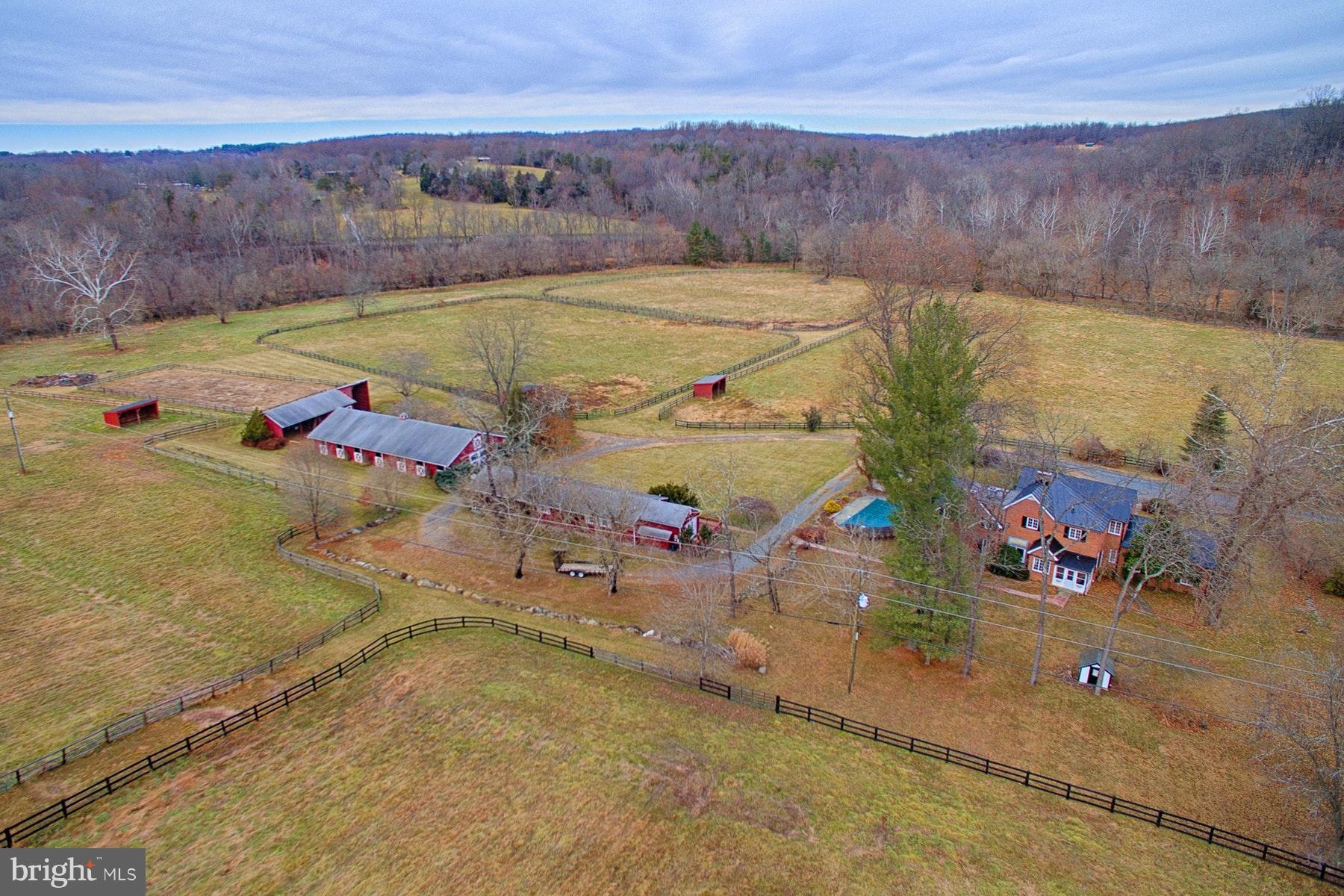 39385 Lime Kiln Road Leesburg, VA 20175 - Photo 30 of 30 Exterior (Rear)