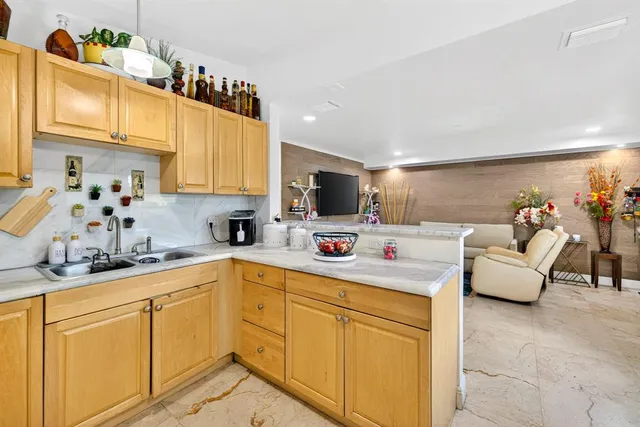 $465,000 | 2673 Northwest 59th Avenue, Margate, FL 33063