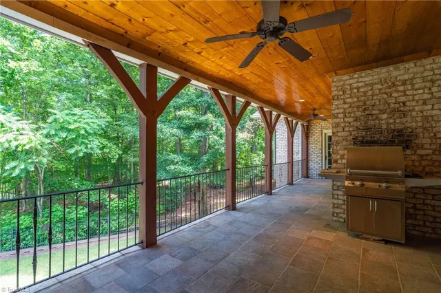 $1,390,000 | 141 Wellsprings Court, Pfafftown, NC 27040