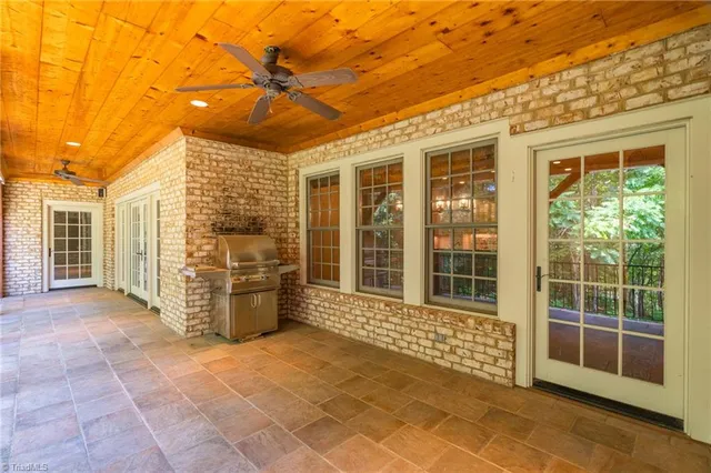 $1,390,000 | 141 Wellsprings Court, Pfafftown, NC 27040