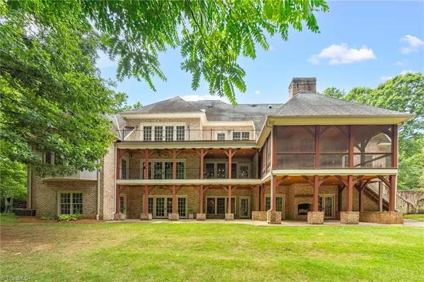 $1,390,000 | 141 Wellsprings Court, Pfafftown, NC 27040