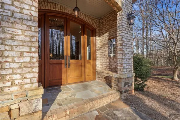 $1,390,000 | 141 Wellsprings Court, Pfafftown, NC 27040