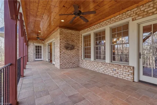 $1,390,000 | 141 Wellsprings Court, Pfafftown, NC 27040