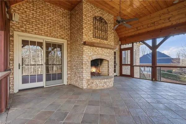 $1,390,000 | 141 Wellsprings Court, Pfafftown, NC 27040