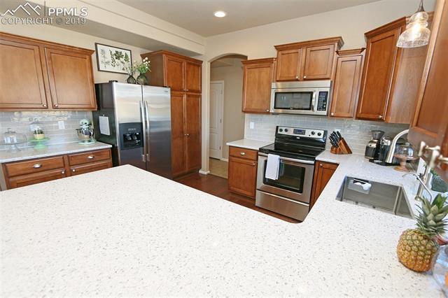 2195 Reed Grass Way Colorado Springs, CO 80915 - Photo 8 of 32