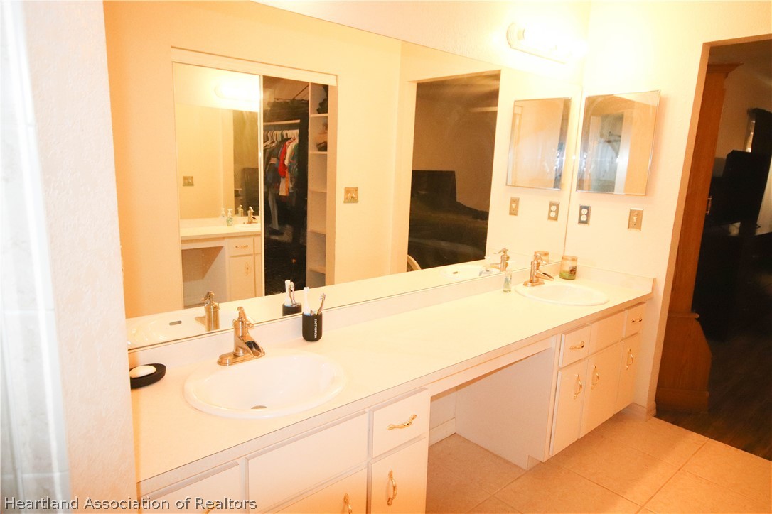 106 Mango Road Northeast Lake Placid, FL 33852 - Photo 20 of 36 Gallery Image 20