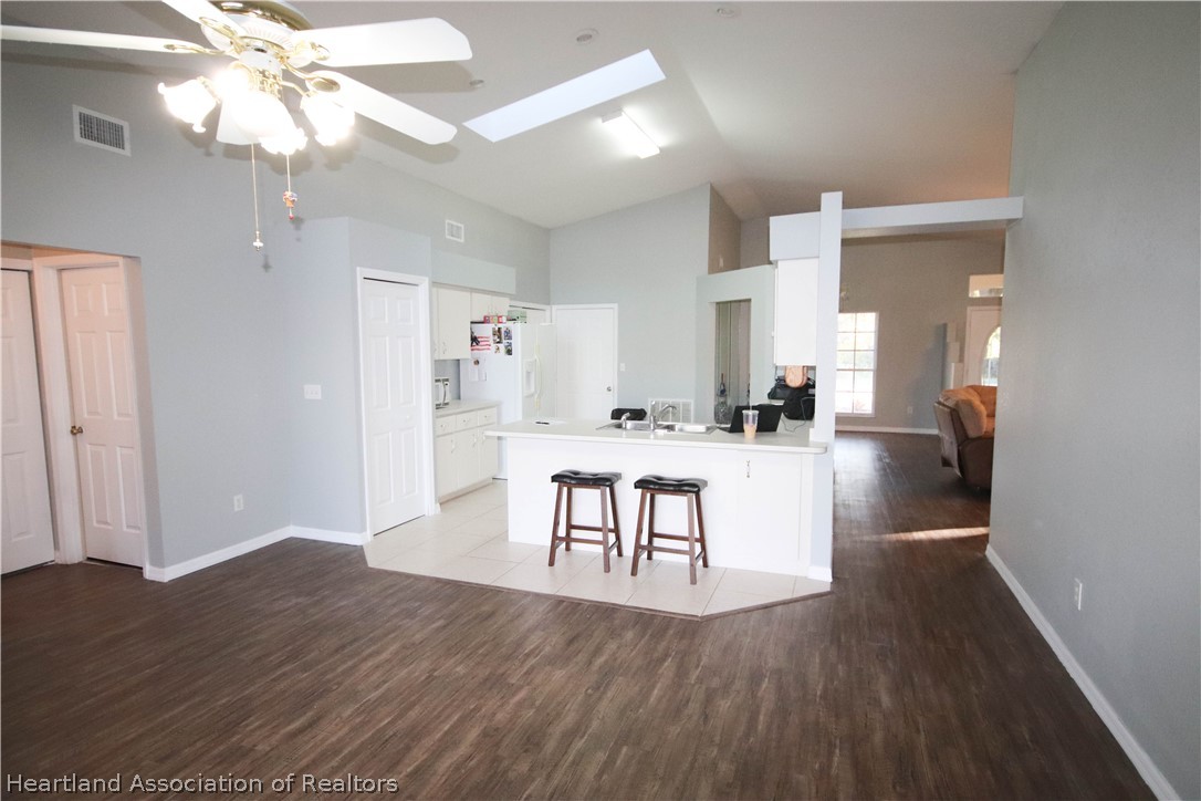 106 Mango Road Northeast Lake Placid, FL 33852 - Photo 6 of 36 Gallery Image 6