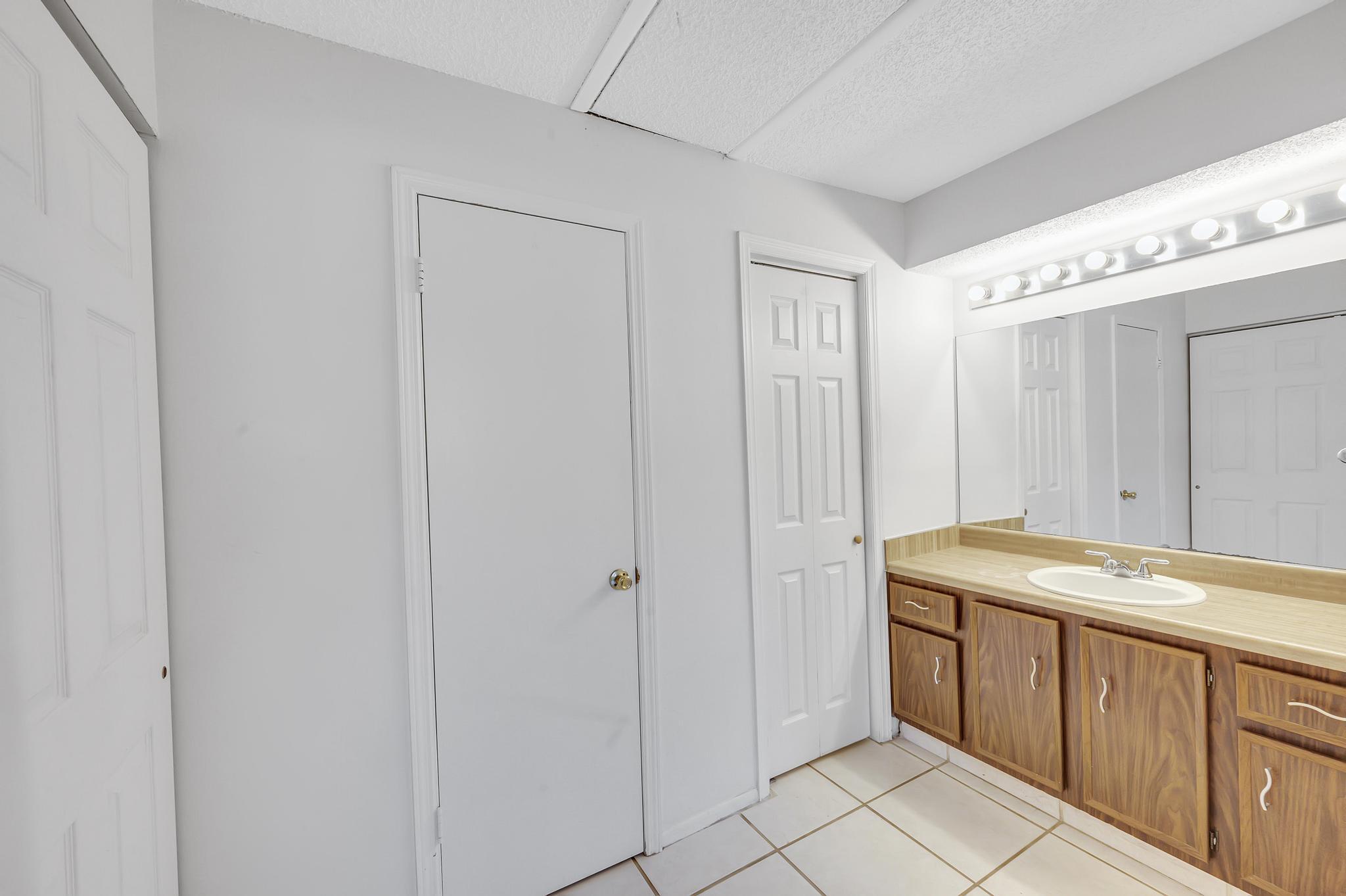 6010 Indrio Road, Unit D6 Fort Pierce, FL 34951 - Photo 22 of 37 2AAB32CB-92DF-4B13-8DC3-8FD38E2682A5