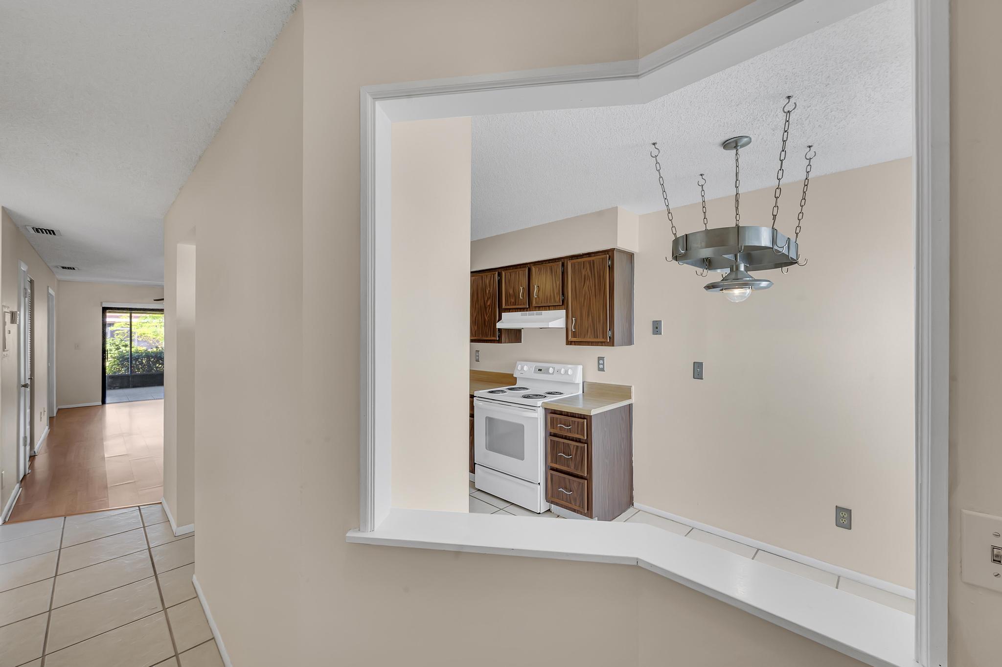 6010 Indrio Road, Unit D6 Fort Pierce, FL 34951 - Photo 3 of 37 20A48FE8-1375-4D54-9F54-7253F0C5772E