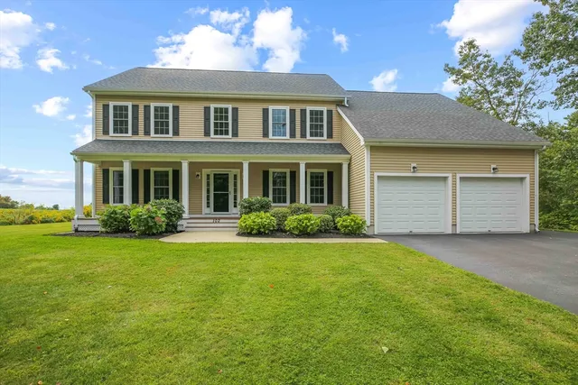 $859,900 | 102 Kennedy Circle, Northbridge, MA 01534