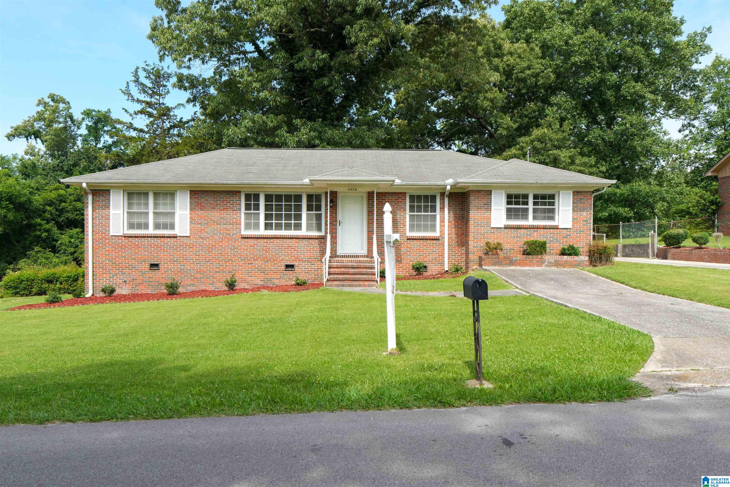 2328 3rd Street Northwest Birmingham, AL 35215 - Photo 3 of 29