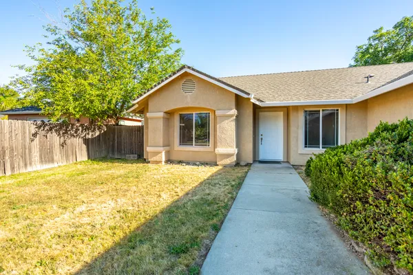 $380,000 | 2762 Citrine Avenue, Redding, CA 96001