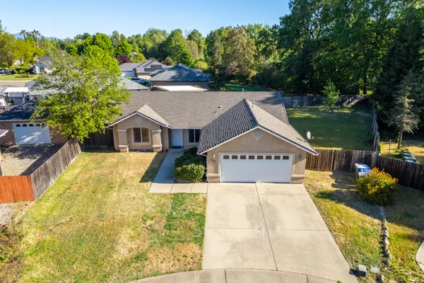 $380,000 | 2762 Citrine Avenue, Redding, CA 96001