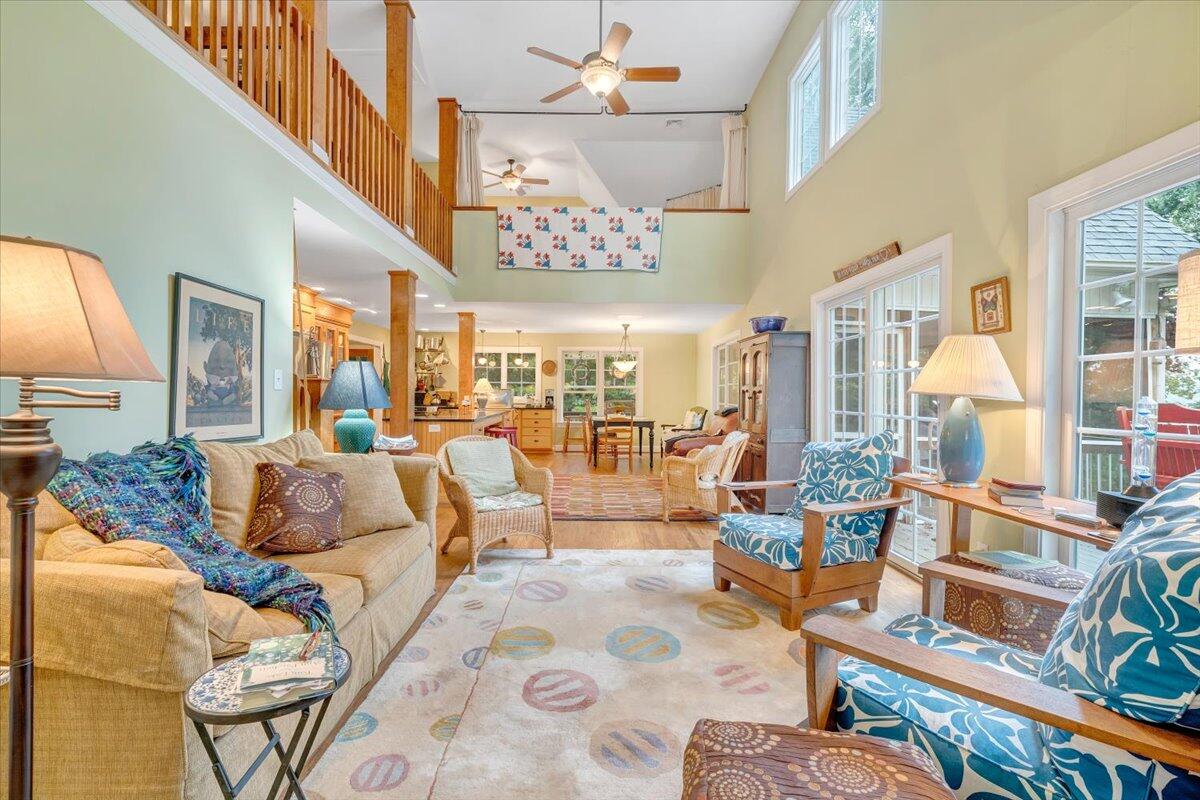932 Clear Pointe Run Lynch Station, VA 24571 - Photo 11 of 154 Living Room